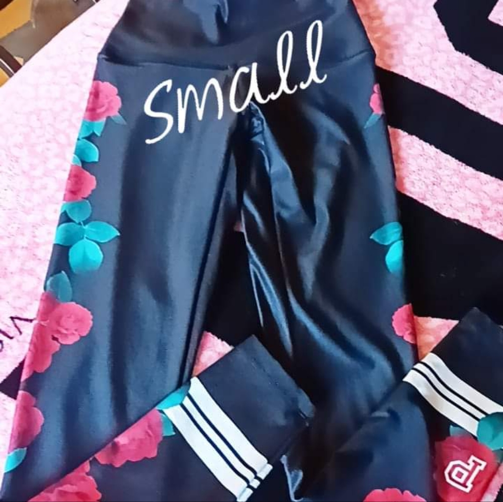 PINK Rose leggings